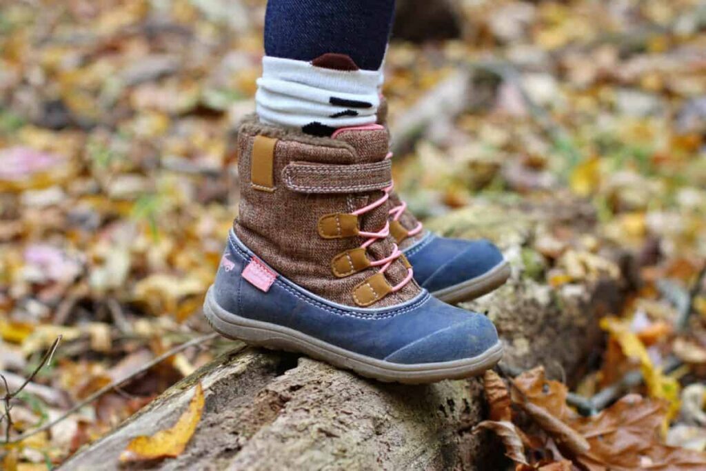 How to Find Trendy Kids Boots for Different Seasons