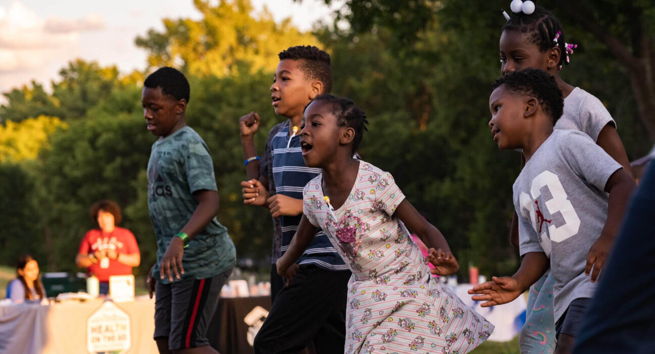 How to Dress Kids for an Outdoor Movie Night