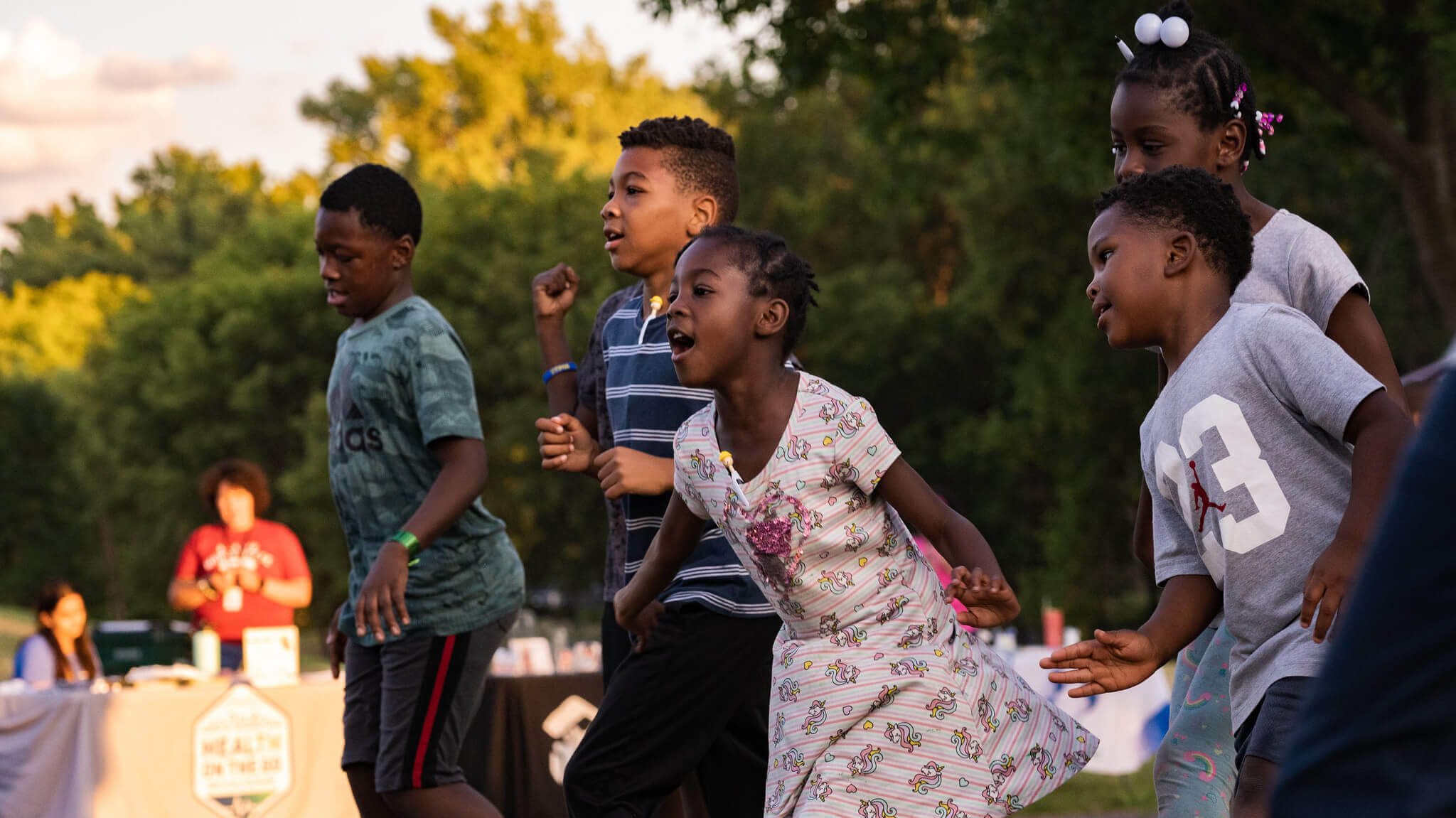 How to Dress Kids for an Outdoor Movie Night